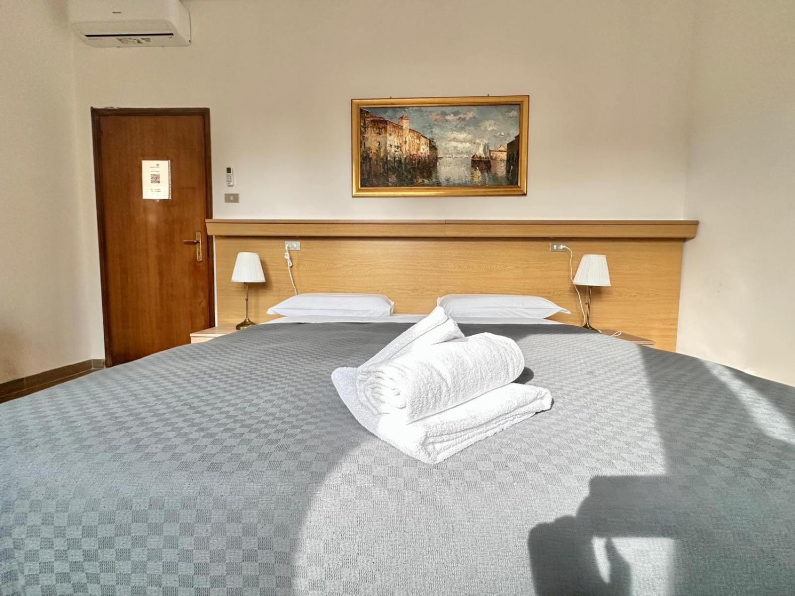 Hotel Tito Mestre Ngoại thất bức ảnh