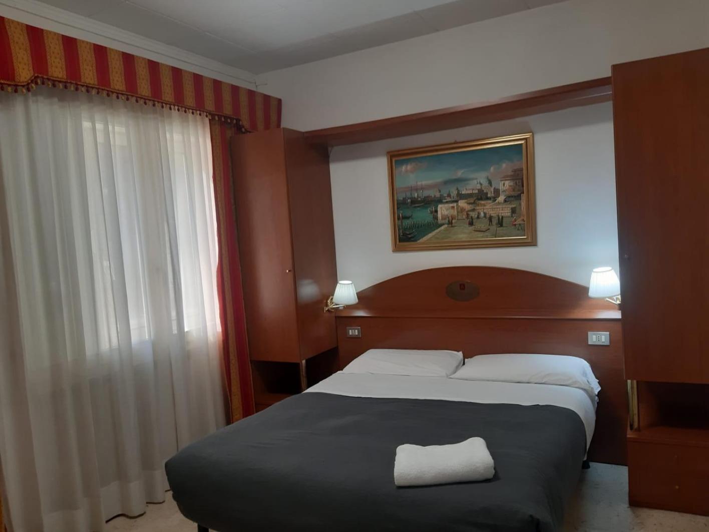 Hotel Tito Mestre Ngoại thất bức ảnh